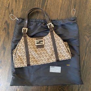 FENDI Belted Zucchino shoulder bag (as new)